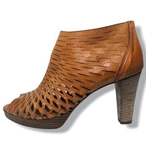 Paul Green | Pandora Tan Leather Peep Toe Booties Women's Size 5.5